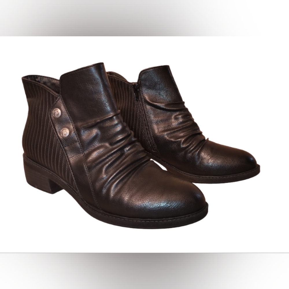 Baretraps Stevie Black Ruched Ankle Booties - Women's Size 10 Wide.
